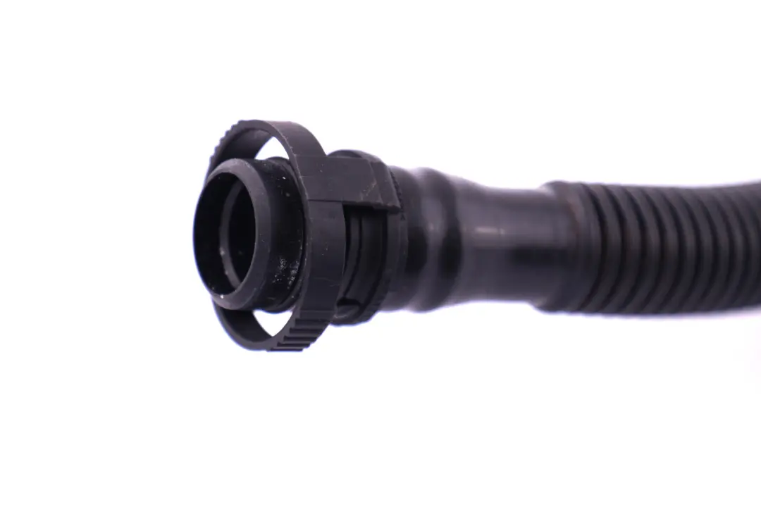 Tubo flessibile di sfiato serbatoio carburante per BMW E90 E91 E92 E93 con numero di parte 6765748 BMW E90 E91 E92 E93 Tubo flessibile di sfiato serbatoio carburante - SKU 6765748 - Numero di parte 6765748