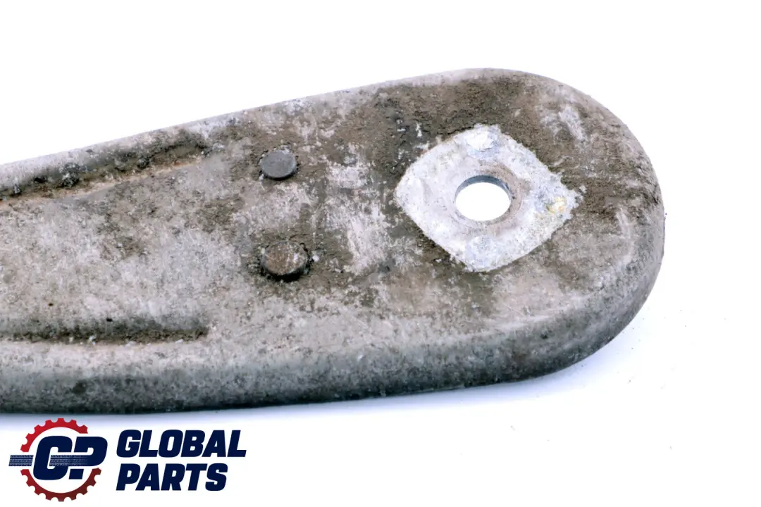 Soporte Varilla Empuje Eje Trasero Derecho para BMW E60 E61 E63 E64 con número de pieza 6765784 BMW E60 E61 E63 E64 Soporte Varilla Empuje Eje Trasero Derecho - SKU 6765784 - Número de pieza 6765784