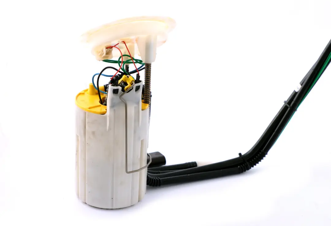 M47N2 M57N M57N2 Unidad De Suministro De Combustible Diesel para BMW E60 E61 con número de pieza 7373472 BMW E60 E61 M47N2 M57N M57N2 Unidad De Suministro De Combustible Diesel - SKU 6765848 - Número de pieza 7373472