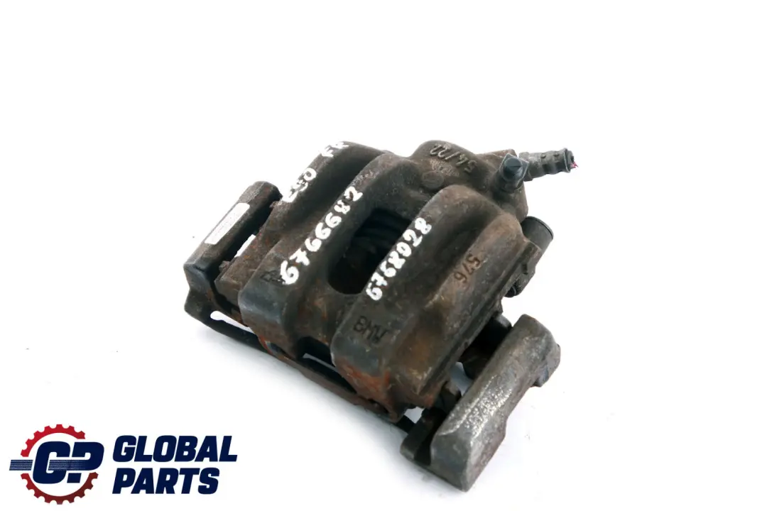 Delantero Derecho Porta Pinza De Freno 54/22 para BMW E87 E90 con número de pieza 6766682 BMW E87 E90 Delantero Derecho Porta Pinza De Freno 54/22 - SKU 6766682 - Número de pieza 6766682