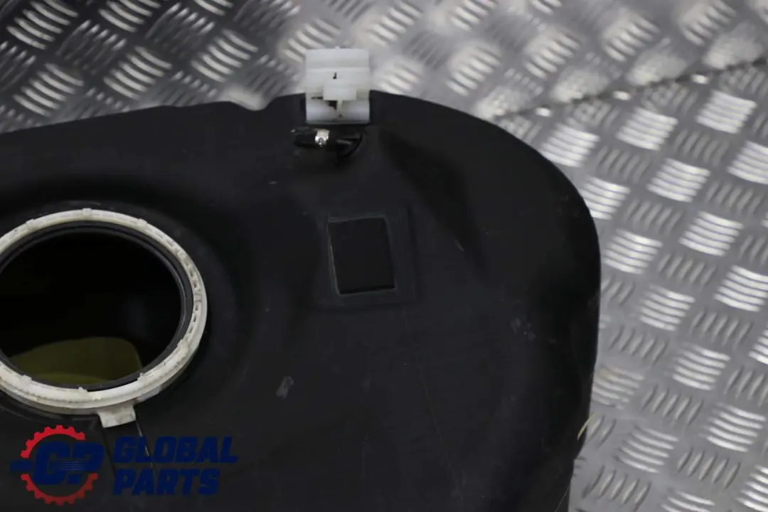 Reihe E46 Nackter Kraftstofftank Benzin für BMW 3 mit Teilenummer 6766940 BMW 3 Reihe E46 Nackter Kraftstofftank Benzin - SKU 6766940-1 - Teilenummer 6766940