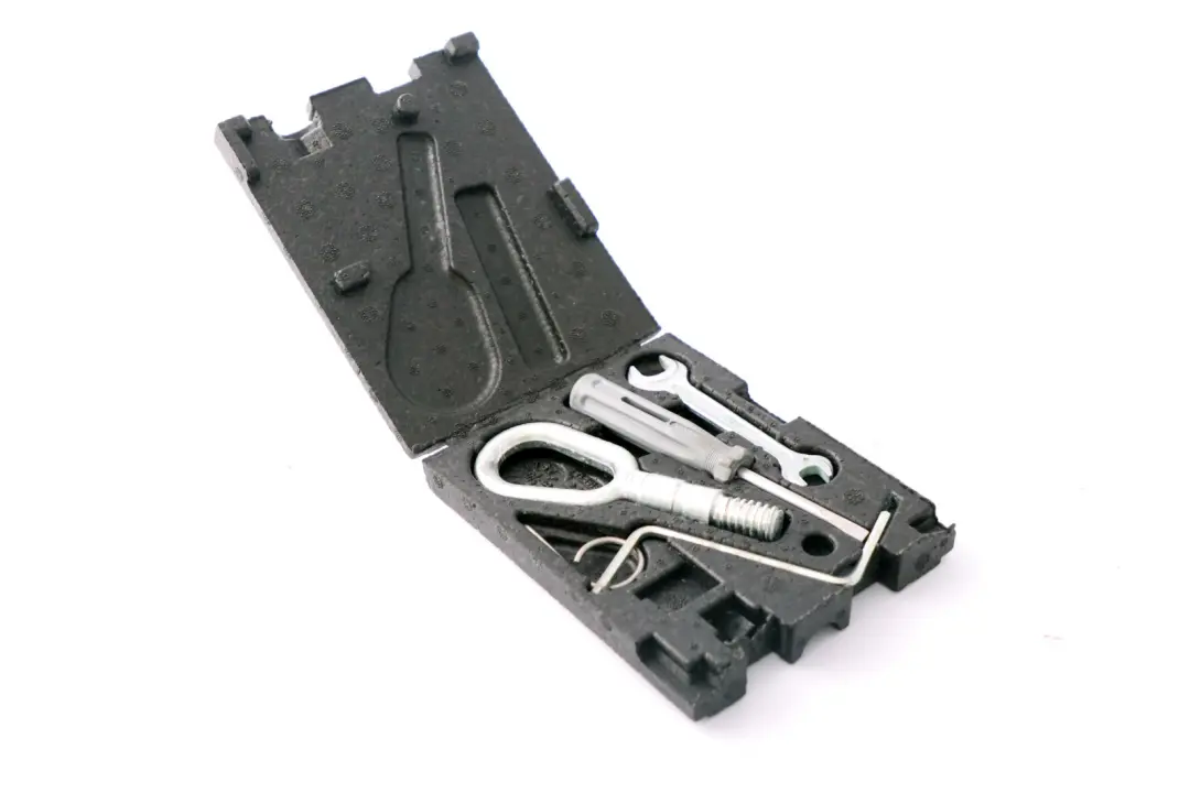 Zestaw ucho śrubokręt klucz do MINI R50 R52 R53 o numerze 6766959 MINI R50 R52 R53 Zestaw ucho śrubokręt klucz - SKU 6766959 - Numer Części 6766959