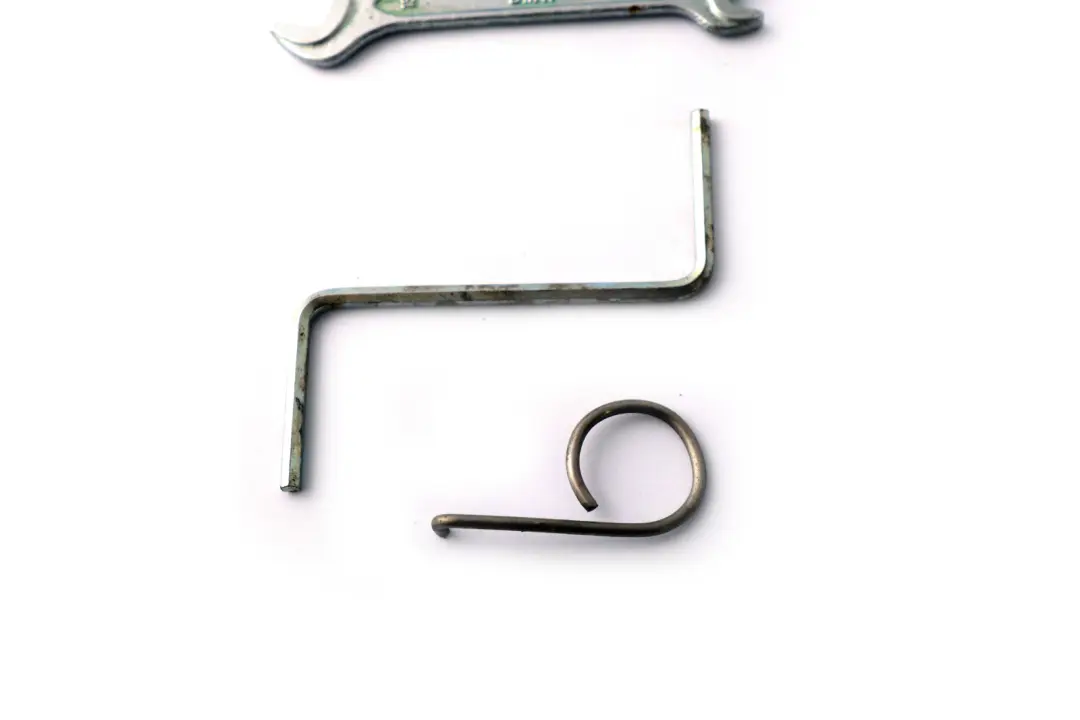 Mini Cooper R50 R52 R53 Klappbox Outil pour Bord - SKU 6766959 - Numéro de pièce 6766959