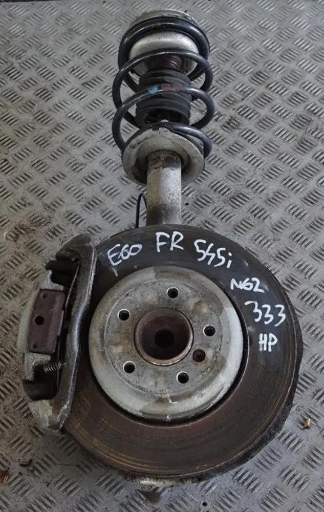 Delantero Derecho Muelle Buje Pata Pinza De Freno Disco para BMW E60 545i con número de pieza 6766994 BMW E60 545i Delantero Derecho Muelle Buje Pata Pinza De Freno Disco - SKU 6766994 - Número de pieza 6766994