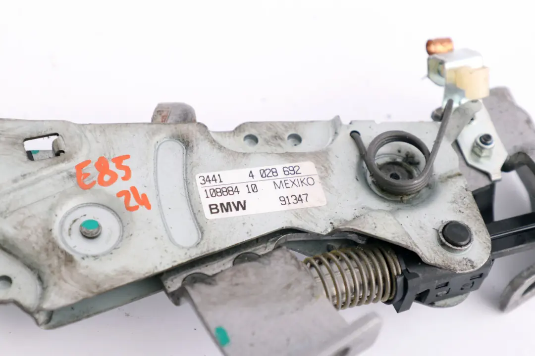 Handbremse Bremshebel Mechanismus 6774798 6757544 für BMW E85 E86 mit Teilenummer 6767534 BMW E85 E86 Handbremse Bremshebel Mechanismus 6774798 6757544 - SKU 6767534 - Teilenummer 6767534