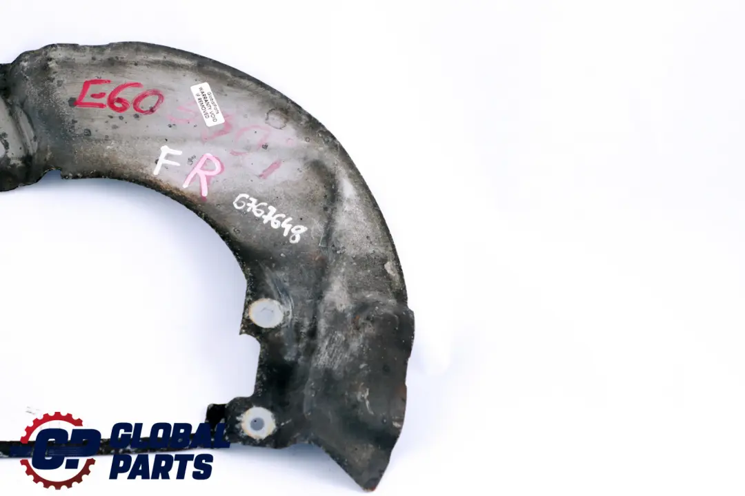Tapa De Proteccion Disco De Freno Delantero Derecho para BMW E60 E61 LCI con número de pieza 6767648 BMW E60 E61 LCI Tapa De Proteccion Disco De Freno Delantero Derecho - SKU 6767648 - Número de pieza 6767648