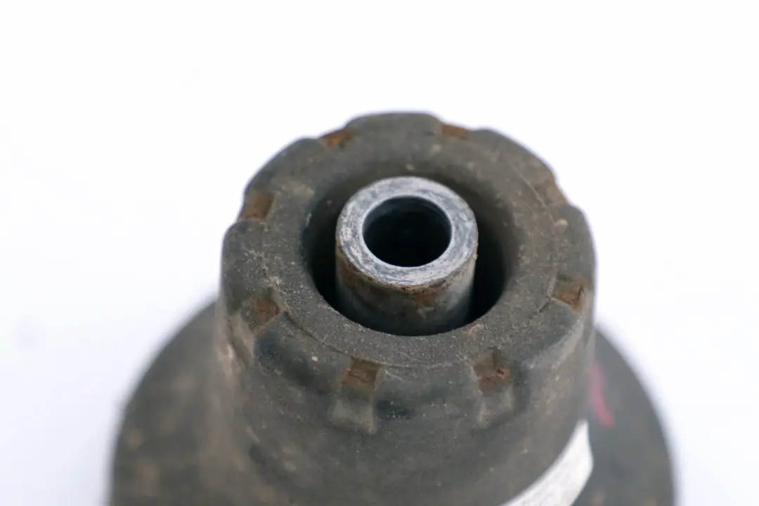 Schwingungstilger für BMW 1 3 er E81 E87 E87N E90 E91 E92 E93 LCI mit Teilenummer 6767852 BMW 1 3 er E81 E87 E87N E90 E91 E92 E93 LCI Schwingungstilger - SKU 6767852 - Teilenummer 6767852