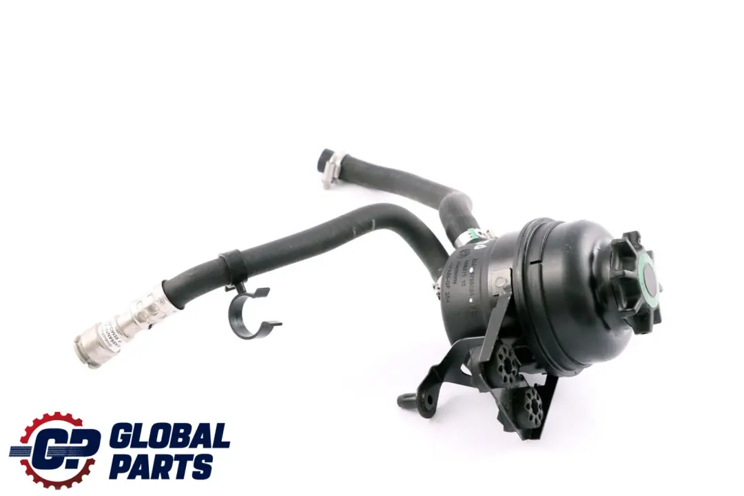 Oil Carrier Radiator Return Line Hose Pipe 6768094 to BMW E81 E87 E90 E91 LCI with Part number 6850582 BMW E81 E87 E90 E91 LCI Oil Carrier Radiator Return Line Hose Pipe 6768094 - SKU 6768094-3 - Part number 6850582