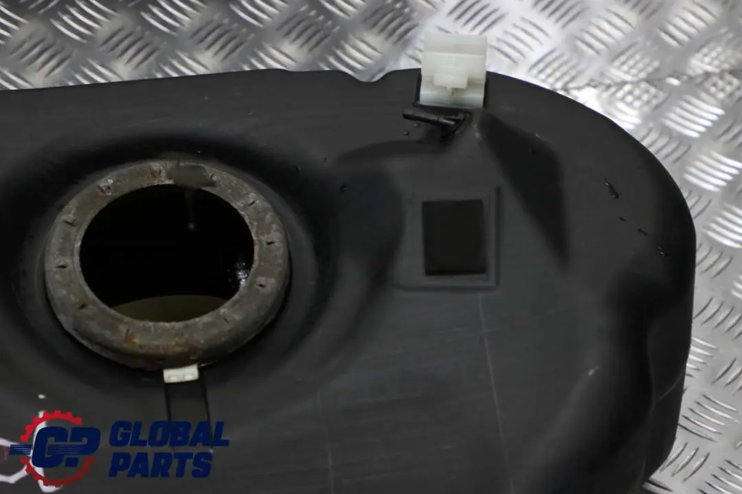 Bare Fuel Tank Diesel to BMW 3 Series E46 with Part number 6768482 BMW 3 Series E46 Bare Fuel Tank Diesel - SKU 6768482 - Part number 6768482