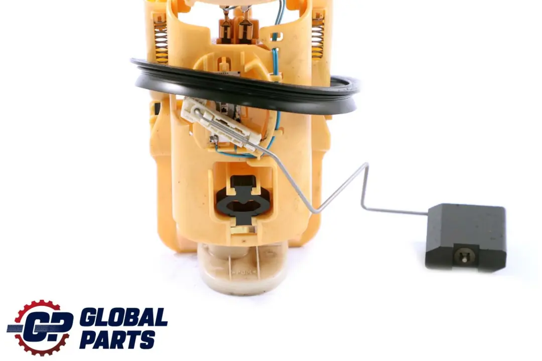 Right Fuel Pump O/S Delivery Unit to BMW 3 Series E46 with Part number 6768488 BMW 3 Series E46 Right Fuel Pump O/S Delivery Unit - SKU 6768488 - Part number 6768488