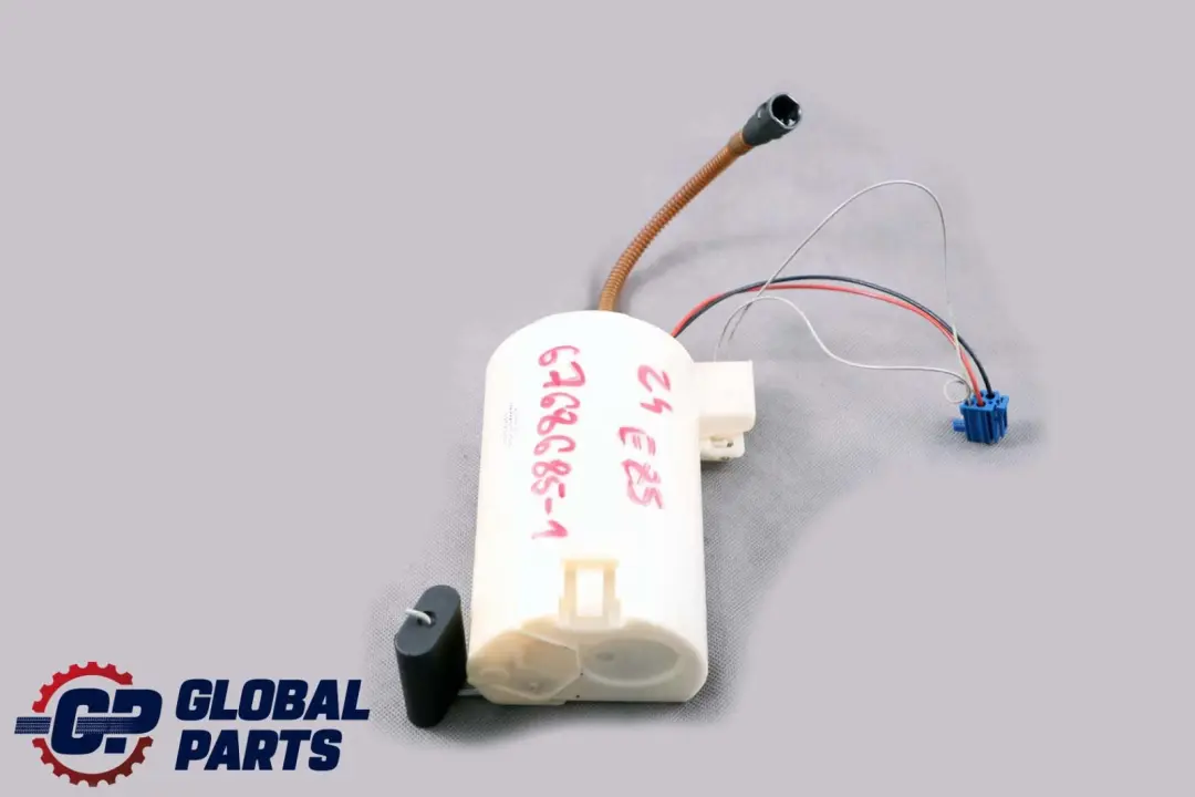 Pompe a Essence, la Carburant emetteur Unit pour BMW Z4 E85 à propos du numéro de pièce 6764663 BMW Z4 E85 Pompe a Essence, la Carburant emetteur Unit - SKU 6768685-1 - Numéro de pièce 6764663