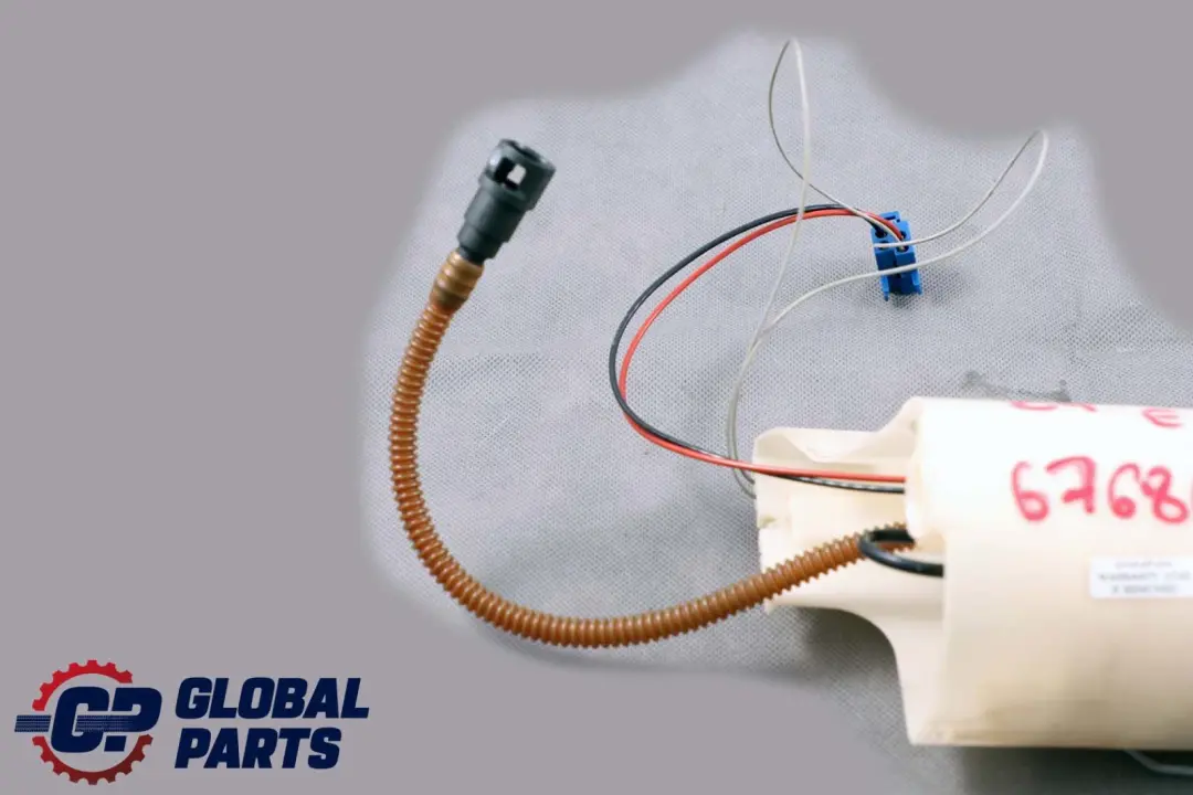 Pompe a Essence, la Carburant emetteur Unit pour BMW Z4 E85 à propos du numéro de pièce 6764663 BMW Z4 E85 Pompe a Essence, la Carburant emetteur Unit - SKU 6768685-1 - Numéro de pièce 6764663