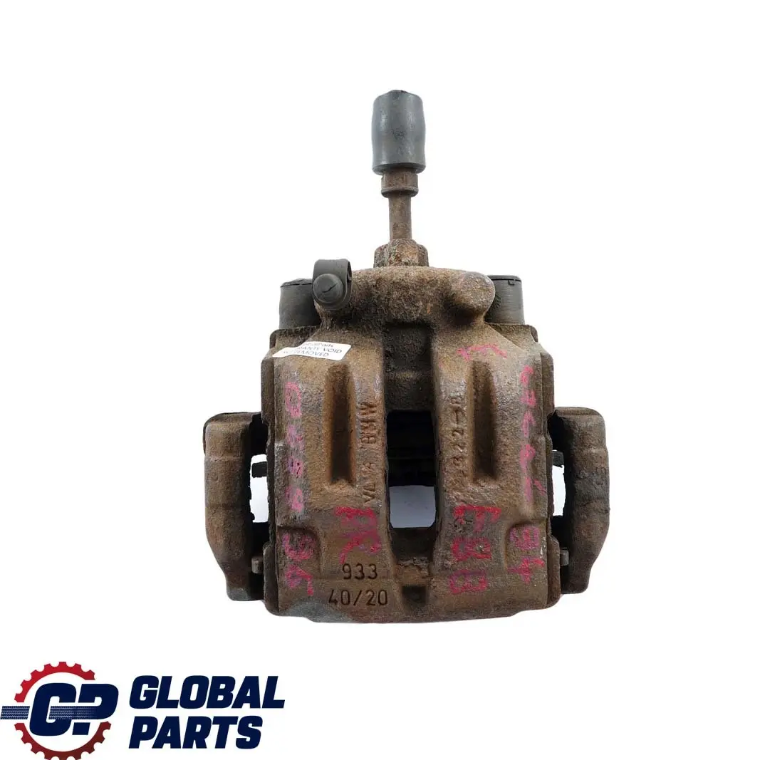 Posteriore Destro Alloggiamento Pinza Freno Porta 933 40/20 per BMW E81 E87 E82 E88 con numero di parte 6768694 BMW E81 E87 E82 E88 Posteriore Destro Alloggiamento Pinza Freno Porta 933 40/20 - SKU 6768694 - Numero di parte 6768694