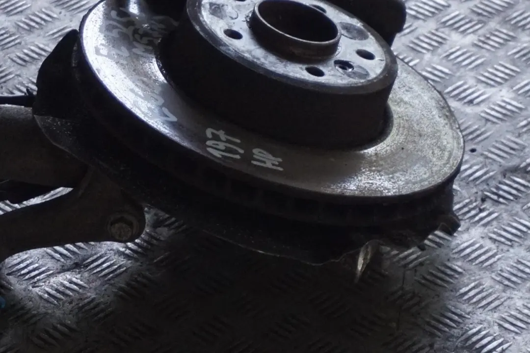 M57N2 197PS Kit Amortisseur Pivotement a L'Avant Gauche pour BMW 5 E61 525d à propos du numéro de pièce 6768797 BMW 5 E61 525d M57N2 197PS Kit Amortisseur Pivotement a L'Avant Gauche - SKU 6768797-1 - Numéro de pièce 6768797