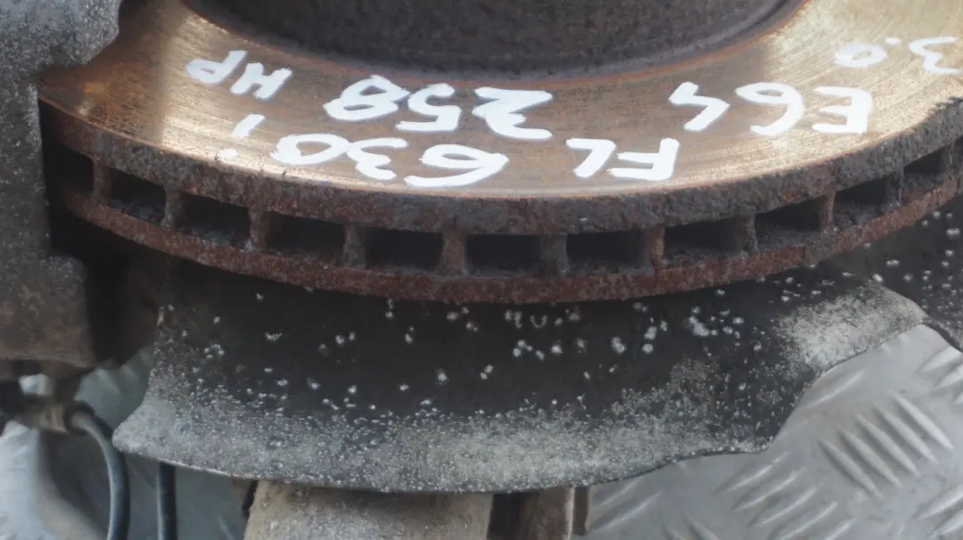 BMW 6er E64 630i N52 Stoßdämpfer Federbein vorne links Bremssattelgehäuse - SKU 6769455 - Teilenummer 6769455