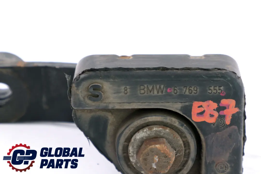 Ammortizzatore con staffa 6769611 per BMW 1 3 E87 E91 con numero di parte 6769555 BMW 1 3 E87 E91 Ammortizzatore con staffa 6769611 - SKU 6769555 - Numero di parte 6769555