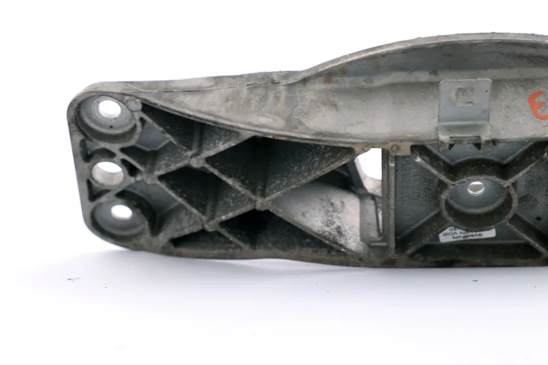 Supporto Cambio Staffa Montaggio Culla per BMW E60 E61 Diesel 520D con numero di parte 6769634 BMW E60 E61 Diesel 520D Supporto Cambio Staffa Montaggio Culla - SKU 6769634 - Numero di parte 6769634