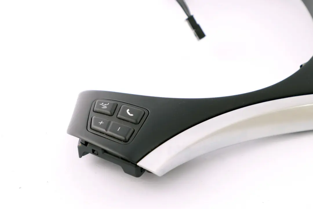 Przyciski Przełączniki Multifunkcji Kierownicy do BMW E87 E90 o numerze 6769894 BMW E87 E90 Przyciski Przełączniki Multifunkcji Kierownicy - SKU 6769894 - Numer Części 6769894