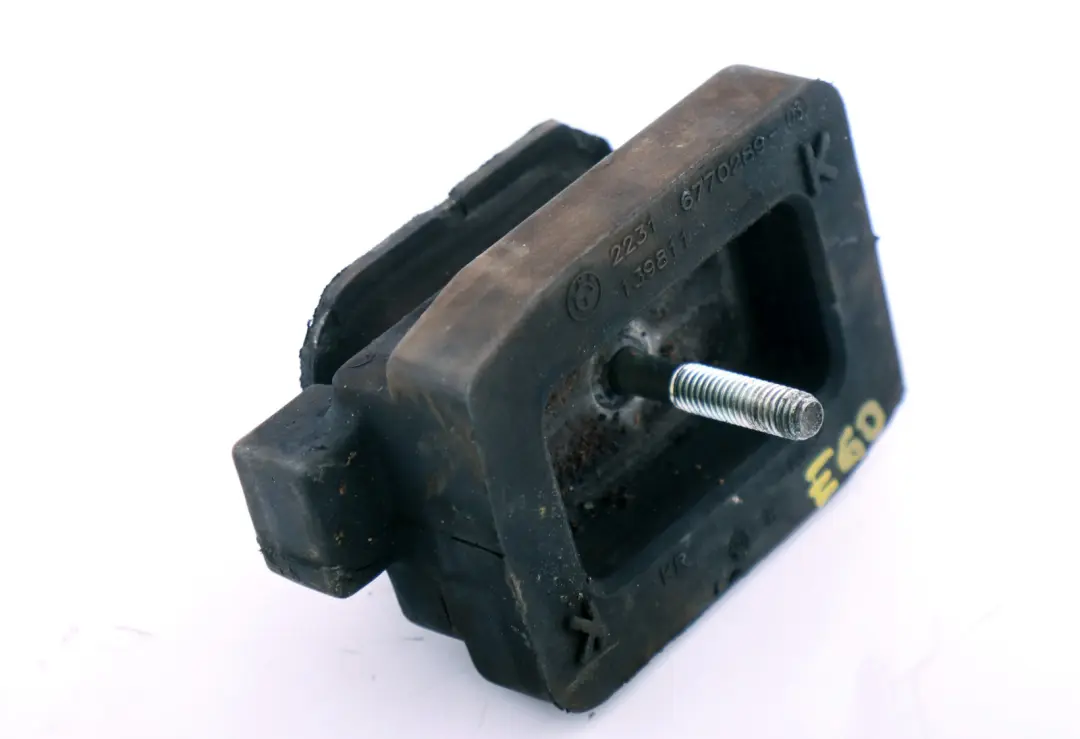 E63LCI E64LCI 635d M57N2 Soporte de Goma Caja de Cambios para BMW E60 E61 con número de pieza 6770289 BMW E60 E61 E63LCI E64LCI 635d M57N2 Soporte de Goma Caja de Cambios - SKU 6770289 - Número de pieza 6770289