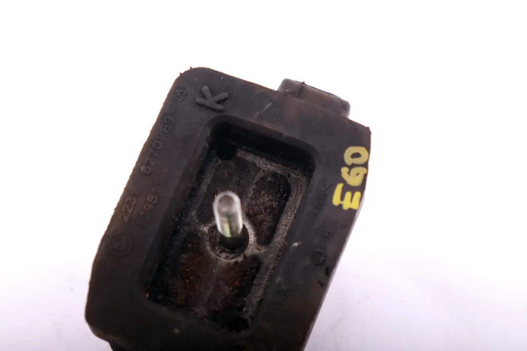 Poduszka skrzyni biegów do BMW E60 525d 530d 535d o numerze 6770289 BMW E60 525d 530d 535d Poduszka skrzyni biegów - SKU 6770289 - Numer Części 6770289