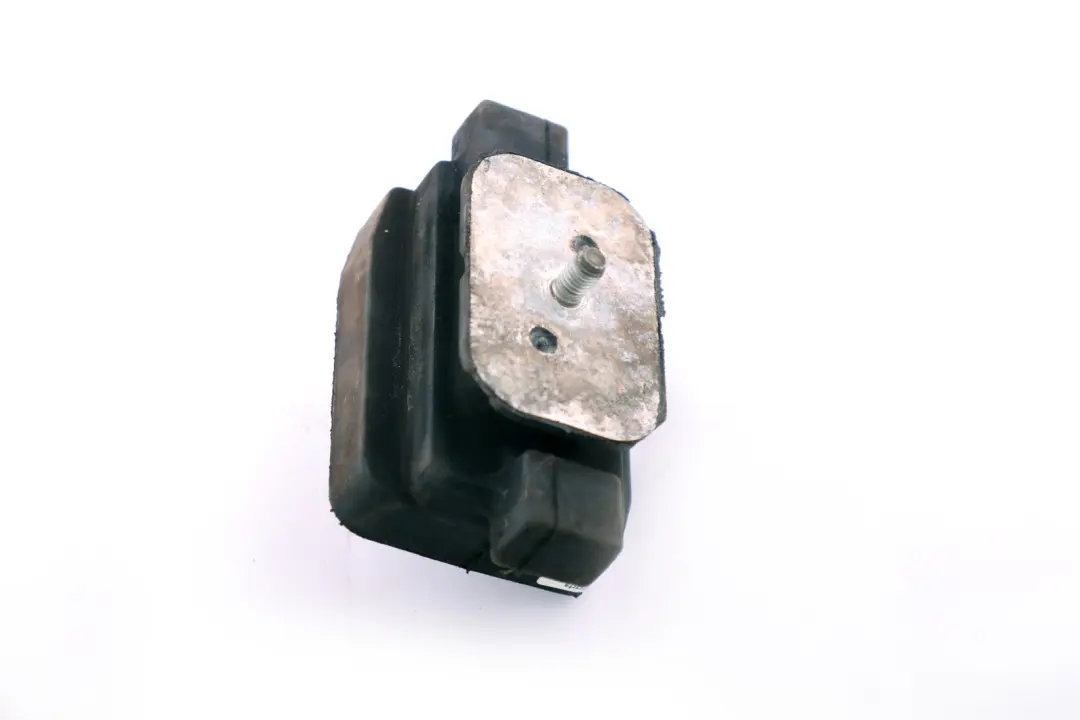 M57N2 Support de boite de vitesses en caoutchouc pour BMW E60 E61 E63 635d à propos du numéro de pièce 6770289 BMW E60 E61 E63 635d M57N2 Support de boite de vitesses en caoutchouc - SKU 6770289 - Numéro de pièce 6770289