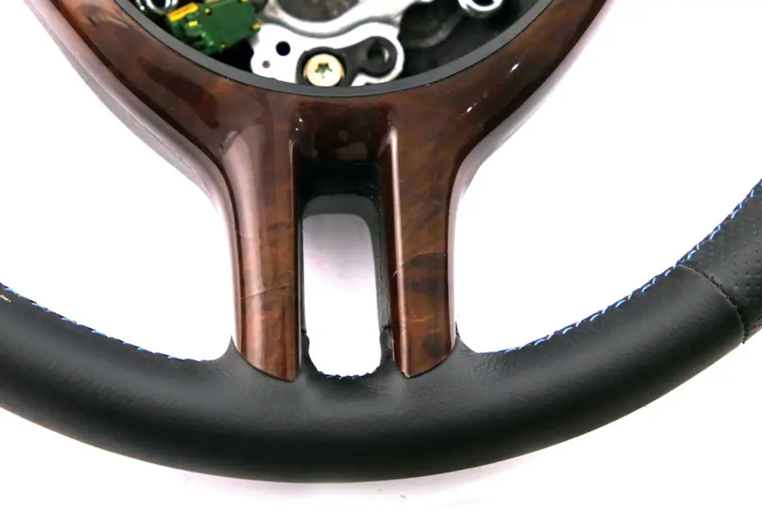 BMW X5 er E53 Multifunktion Sportlenkrad 3 Speichen M-Dreifarbige Fäden - SKU 6770422 - Teilenummer 6770422