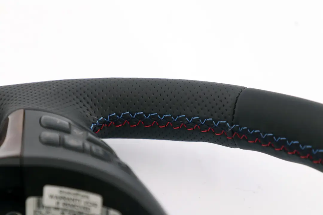Leather Sport Steering Wheel 3 Spoke M-tricoloured to BMW X5 Series E53 NEW Black with Part number 6770422 BMW X5 Series E53 NEW Black Leather Sport Steering Wheel 3 Spoke M-tricoloured - SKU 6770422 - Part number 6770422