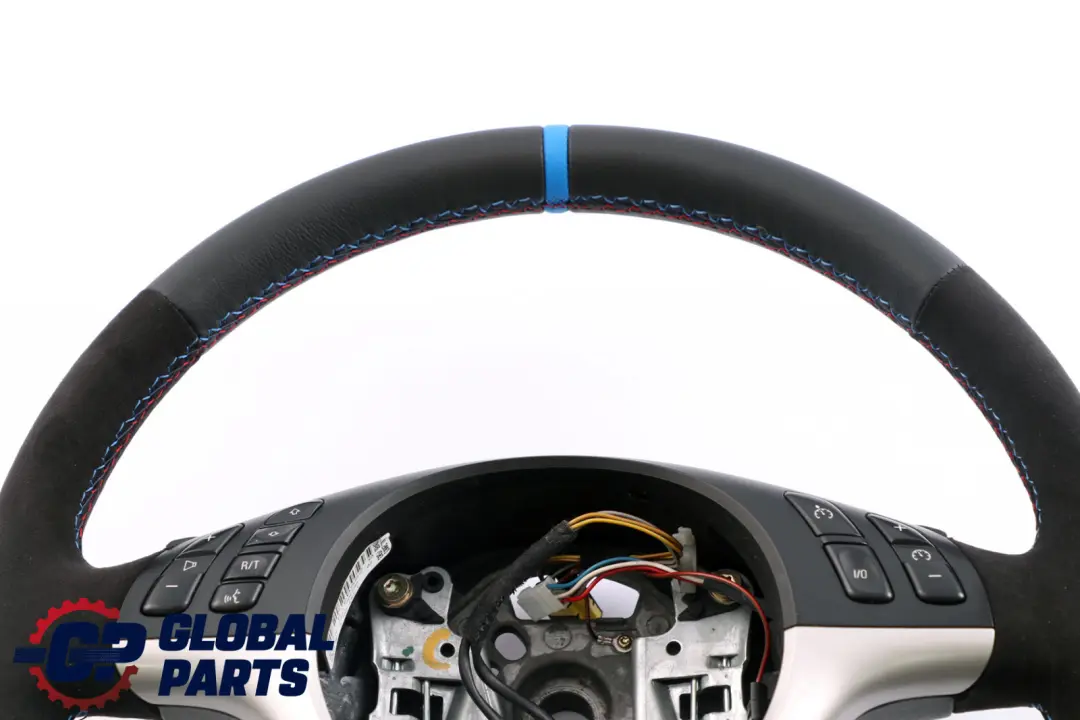 NUEVO Cuero Negro / Alcantara Volante deportivo 3 radios para BMW E53 con número de pieza 6770423 BMW E53 NUEVO Cuero Negro / Alcantara Volante deportivo 3 radios - SKU 6770423-3 - Número de pieza 6770423