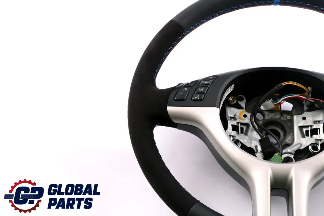 NOUVEAU Cuir Volant sport en cuir noir / Alcantara a 3 branches pour BMW X5 E53 à propos du numéro de pièce 6770423 BMW X5 E53 NOUVEAU Cuir Volant sport en cuir noir / Alcantara a 3 branches - SKU 6770423-3 - Numéro de pièce 6770423