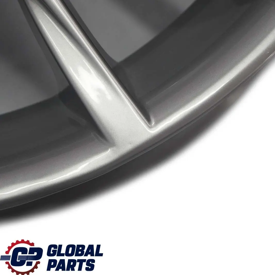 Komplettes Alu Felge Alufelgen 18" Motorsport Radialspeiche 216 für BMW E90 mit Teilenummer 6770464 BMW E90 Komplettes Alu Felge Alufelgen 18" Motorsport Radialspeiche 216 - SKU 6770464 - Teilenummer 6770464