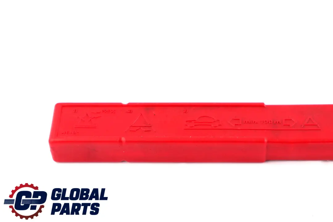  Triangle Signalisation BMW E90 LCI Z4 E85 E91 E92 E93 Housing Rouge - SKU 6770487-2 - Numéro de pièce 6770487