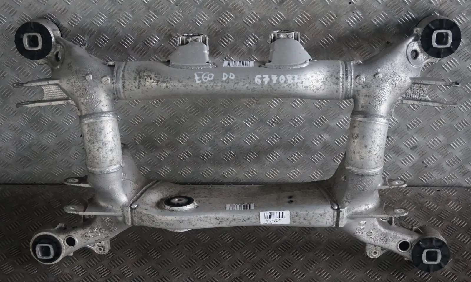 BMW E60 Supporto Asse Posteriore Sottotelaio Sospensione Culla 6770828