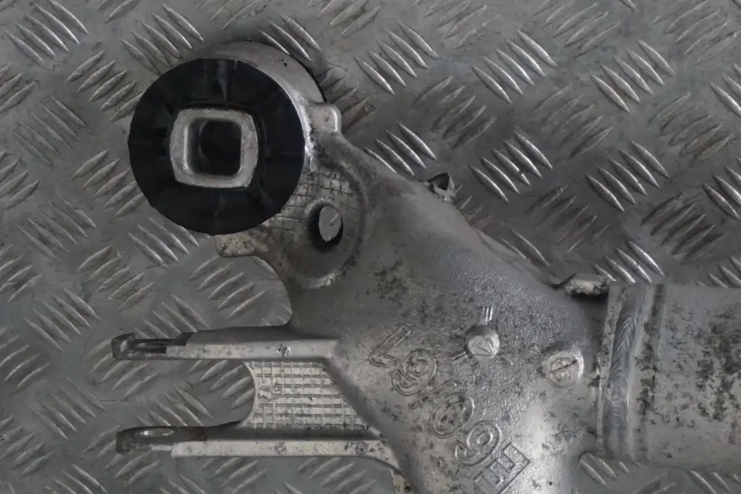 BMW E60 Supporto Asse Posteriore Sottotelaio Sospensione Culla - SKU 6770828 - Numero di parte 6770828