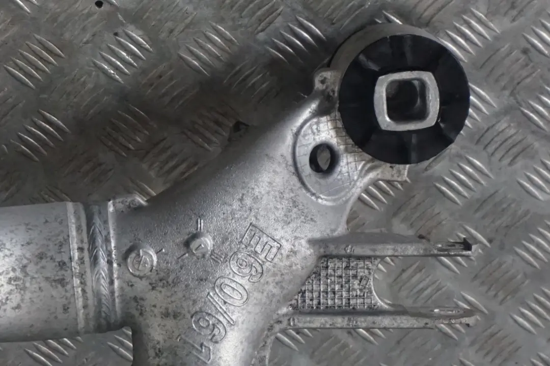 BMW E60 Supporto Asse Posteriore Sottotelaio Sospensione Culla - SKU 6770828 - Numero di parte 6770828