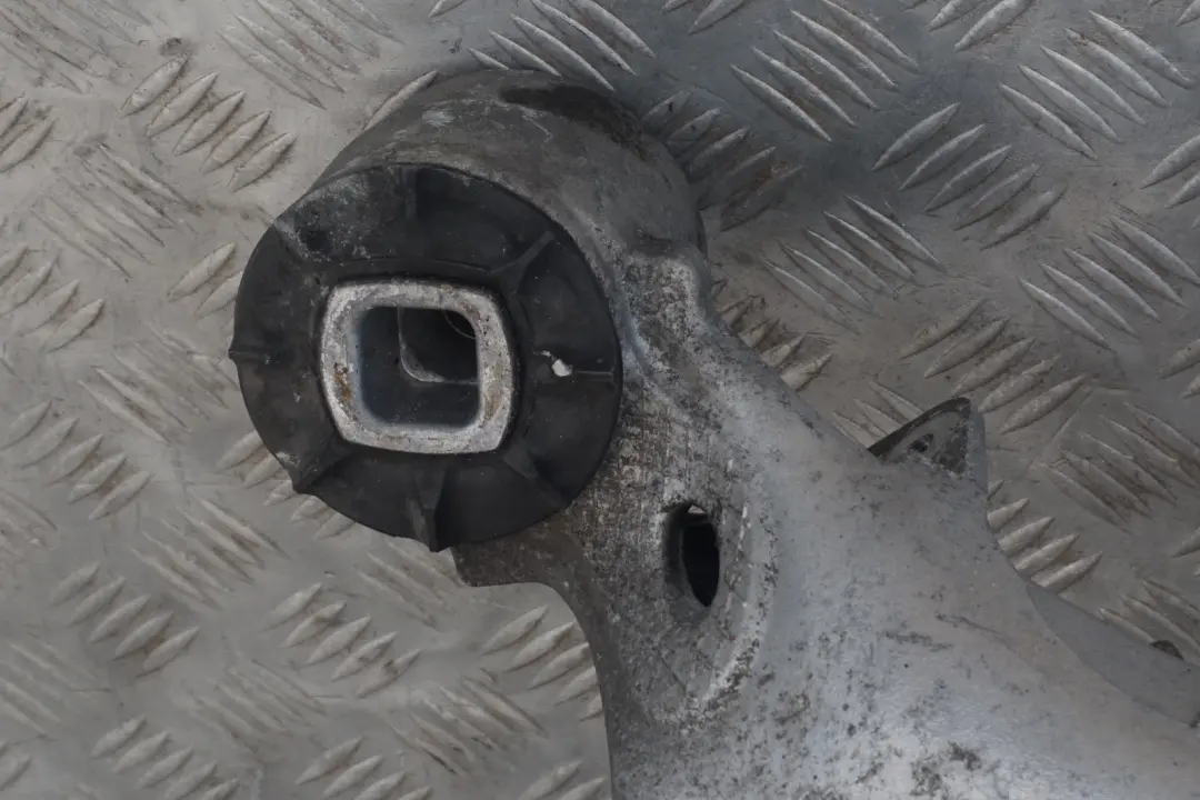 BMW E63 E64 Wózek Sanki Belka Tył Tylne - SKU 6770842 - Numer Części 6770842