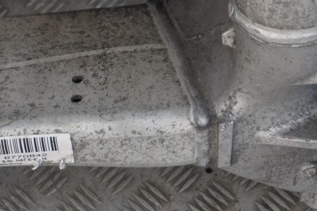 Essieu Arriere Corps D'Essieu Axis pour BMW E63 E64 à propos du numéro de pièce 6770842 BMW E63 E64 Essieu Arriere Corps D'Essieu Axis - SKU 6770842 - Numéro de pièce 6770842