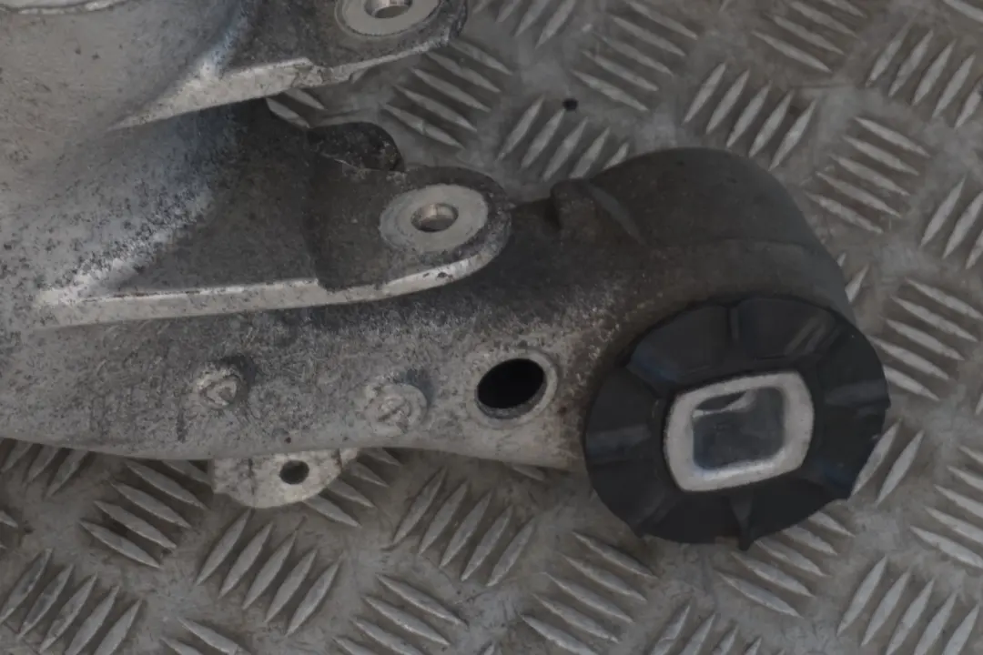 BMW E63 E64 Eje Trasero Portador Subchasis Cuna Suspension - SKU 6770842 - Número de pieza 6770842