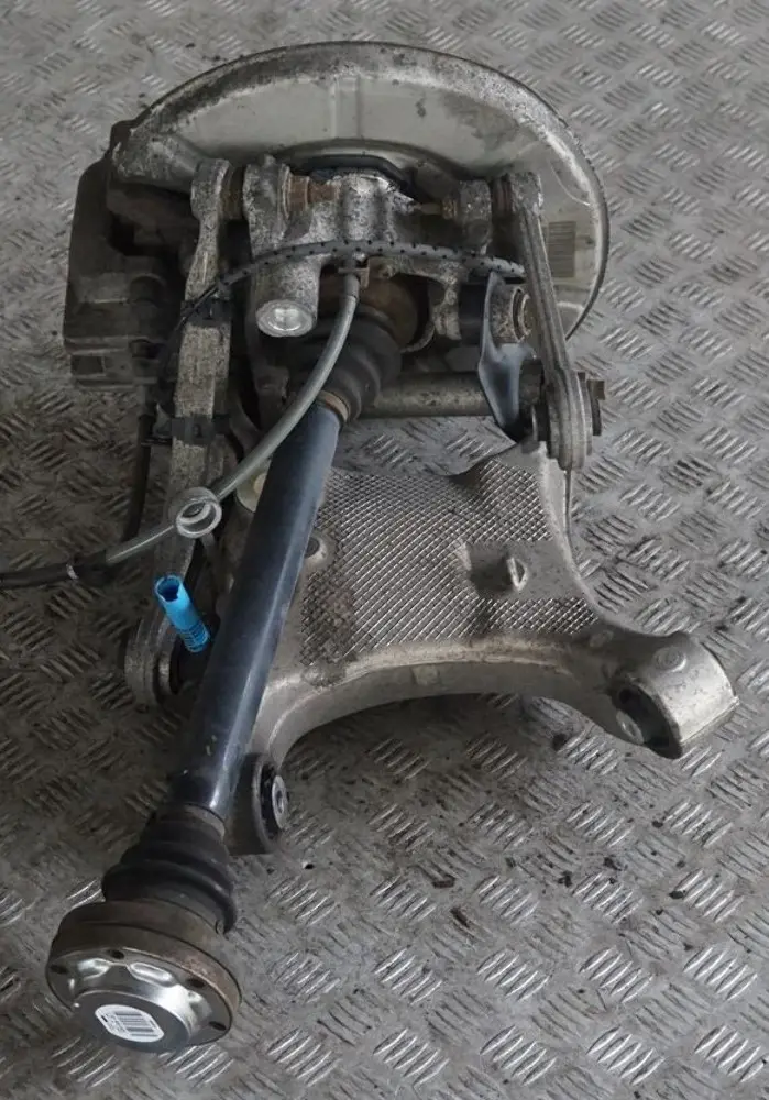 M57N Rear Left N/S Hub Leg Suspension Carrier Brake Disc Caliper to BMW 5 E60 530d with Part number 6770905 BMW 5 E60 530d M57N Rear Left N/S Hub Leg Suspension Carrier Brake Disc Caliper - SKU 6770905-12 - Part number 6770905