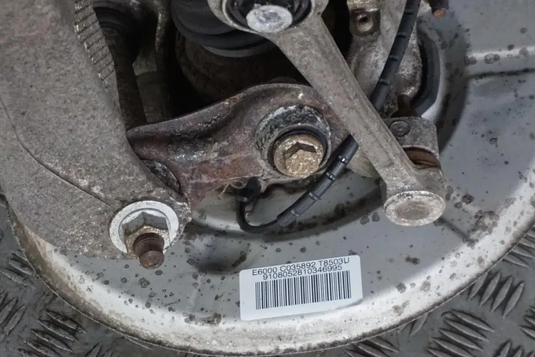 BMW E60 520d N47 177HP Zwrotnica wahacz lewy tył - SKU 6770905-8 - Numer Części 6770905