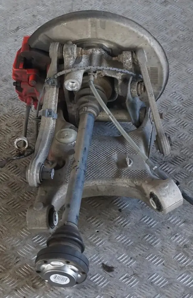 N62 Zwrotnica amortyzator lewy SPORT do BMW E60 545i o numerze 6770905 BMW E60 545i N62 Zwrotnica amortyzator lewy SPORT - SKU 6770905-9 - Numer Części 6770905