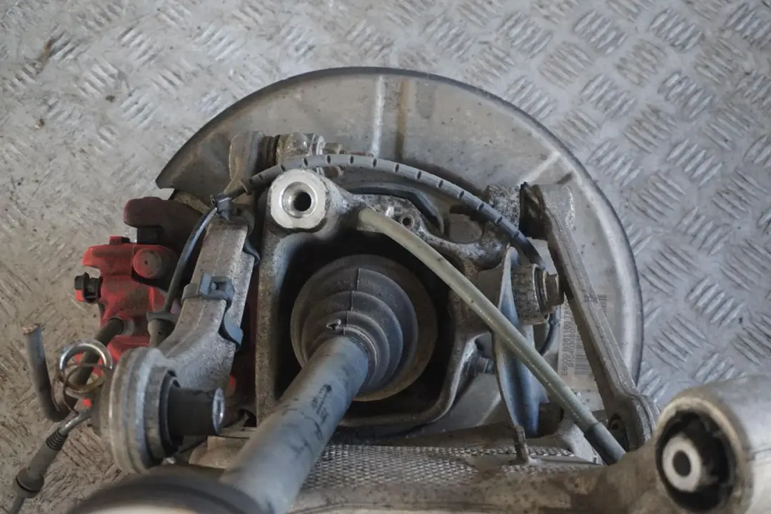 Reihe E60 545i N62 Federbein Radträger Hinten Links Schwenklager für BMW 5 mit Teilenummer 6770905 BMW 5 Reihe E60 545i N62 Federbein Radträger Hinten Links Schwenklager - SKU 6770905-9 - Teilenummer 6770905