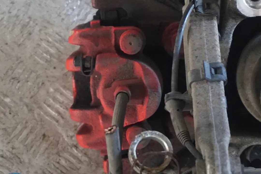 N62 Amortisseur Support de Roue Arriere Gauche Pivotement pour BMW 5 Serie E60 545i à propos du numéro de pièce 6770905 BMW 5 Serie E60 545i N62 Amortisseur Support de Roue Arriere Gauche Pivotement - SKU 6770905-9 - Numéro de pièce 6770905