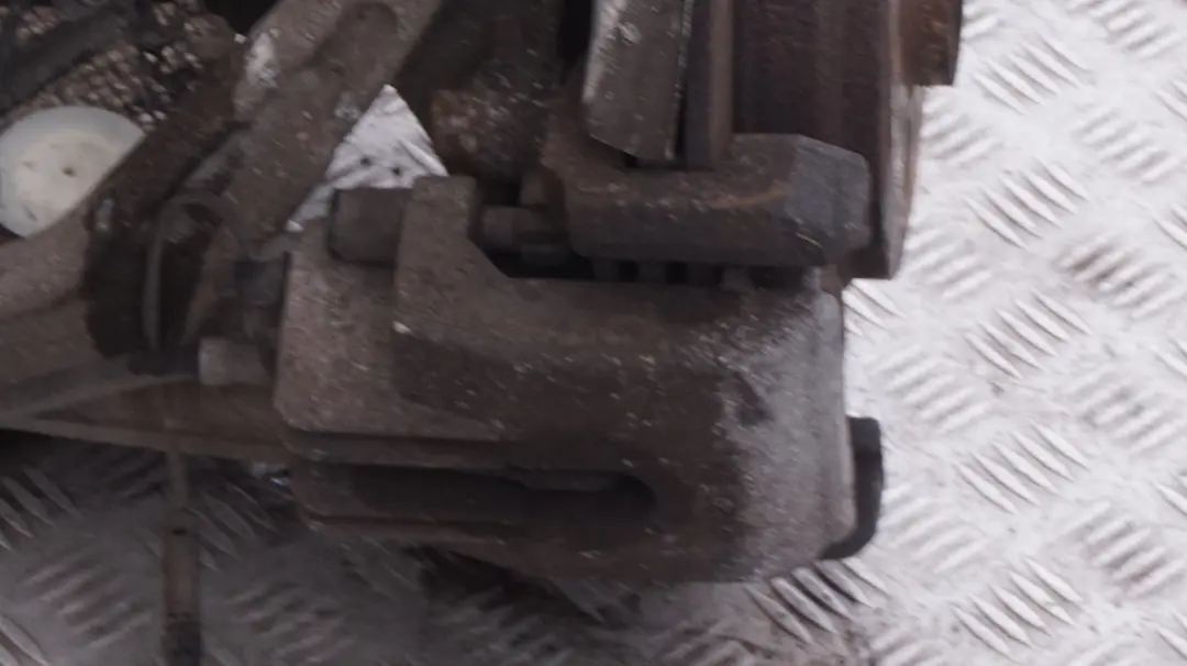 N53 Radträger Hinten Rechts Bremssattelscheibe für BMW 5 er E60 LCI 525i mit Teilenummer 6770906 BMW 5 er E60 LCI 525i N53 Radträger Hinten Rechts Bremssattelscheibe - SKU 6770906-1 - Teilenummer 6770906