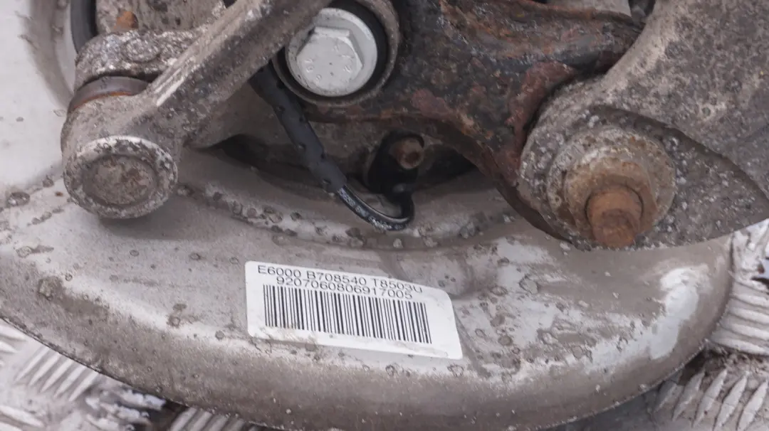 BMW 5 er E60 LCI 525i N53 Radträger Hinten Rechts Bremssattelscheibe - SKU 6770906-1 - Teilenummer 6770906