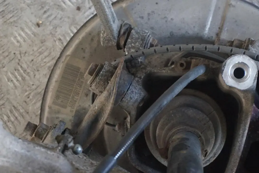 N62 Federbein Radträger Hinten Rechts Schwenklager für BMW 5 E60 545i mit Teilenummer 6770906 BMW 5 E60 545i N62 Federbein Radträger Hinten Rechts Schwenklager - SKU 6770906-11 - Teilenummer 6770906