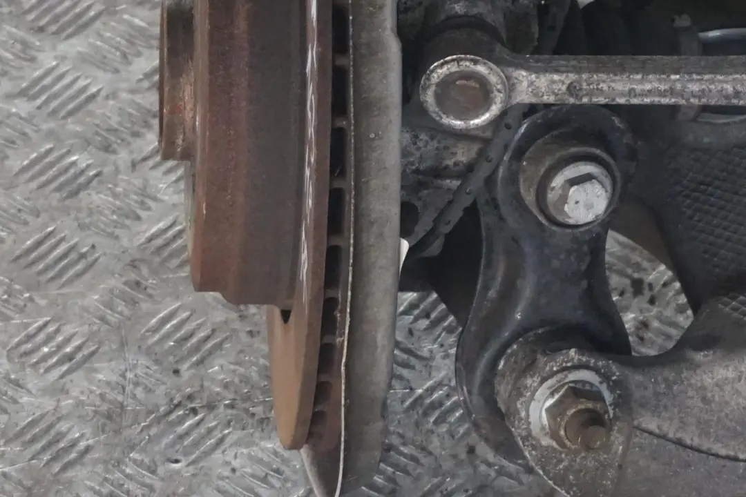 M47N2 Zawieszenie zwrotnica tył 163HP do BMW E60 520d o numerze 6770906 BMW E60 520d M47N2 Zawieszenie zwrotnica tył 163HP - SKU 6770906-14 - Numer Części 6770906