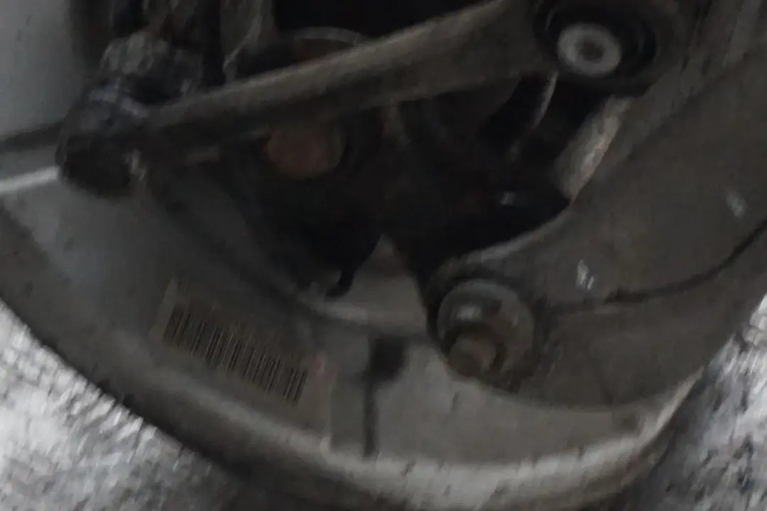 BMW E60 530d M57N2 Zwrotnica wahacz prawy tył - SKU 6770906-15 - Numer Części 6770906