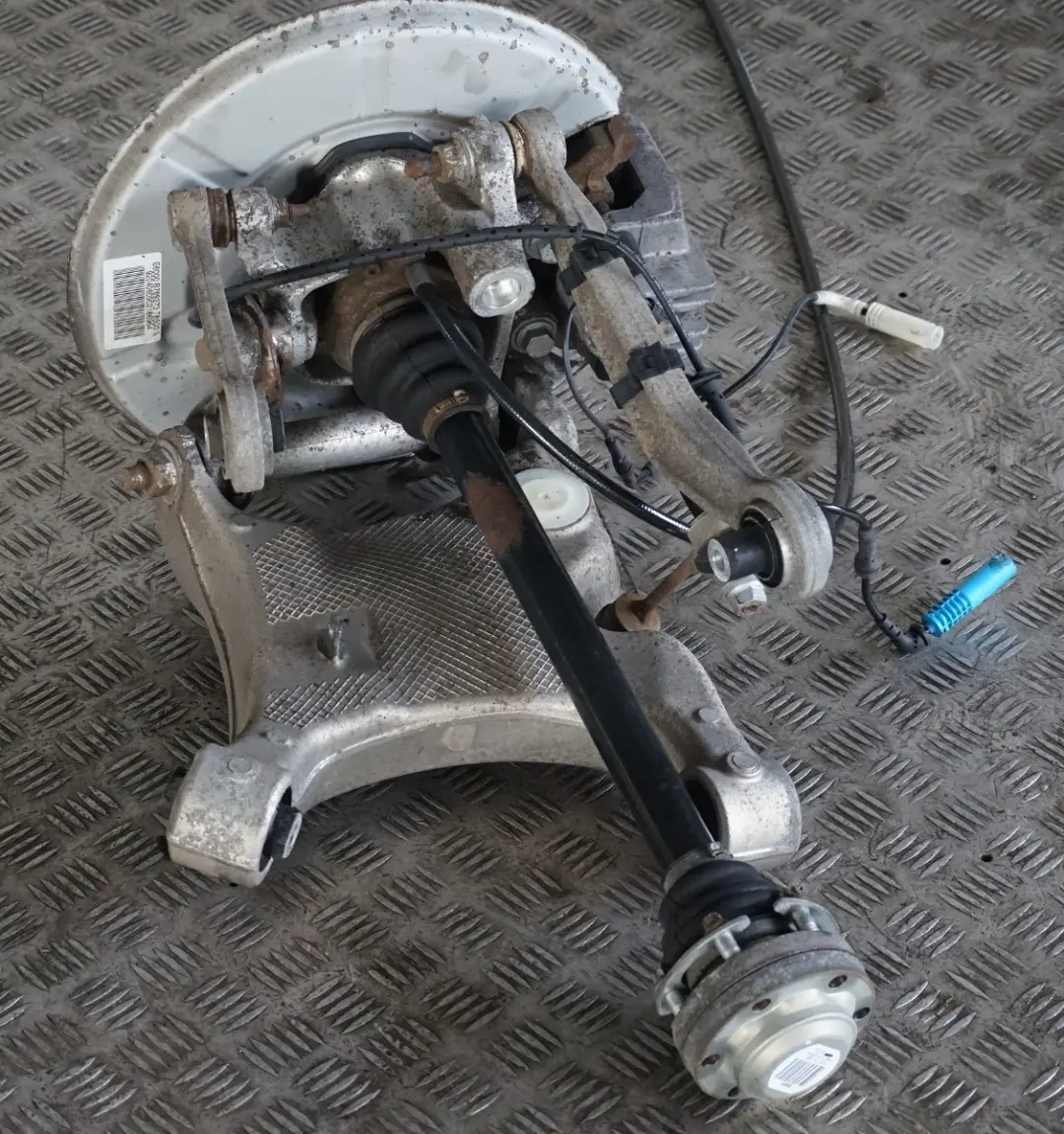 Reihe E60 530i M54 Federbein Radträger Hinten Rechts Schwenklager für BMW 5 mit Teilenummer 6770906 BMW 5 Reihe E60 530i M54 Federbein Radträger Hinten Rechts Schwenklager - SKU 6770906-5 - Teilenummer 6770906