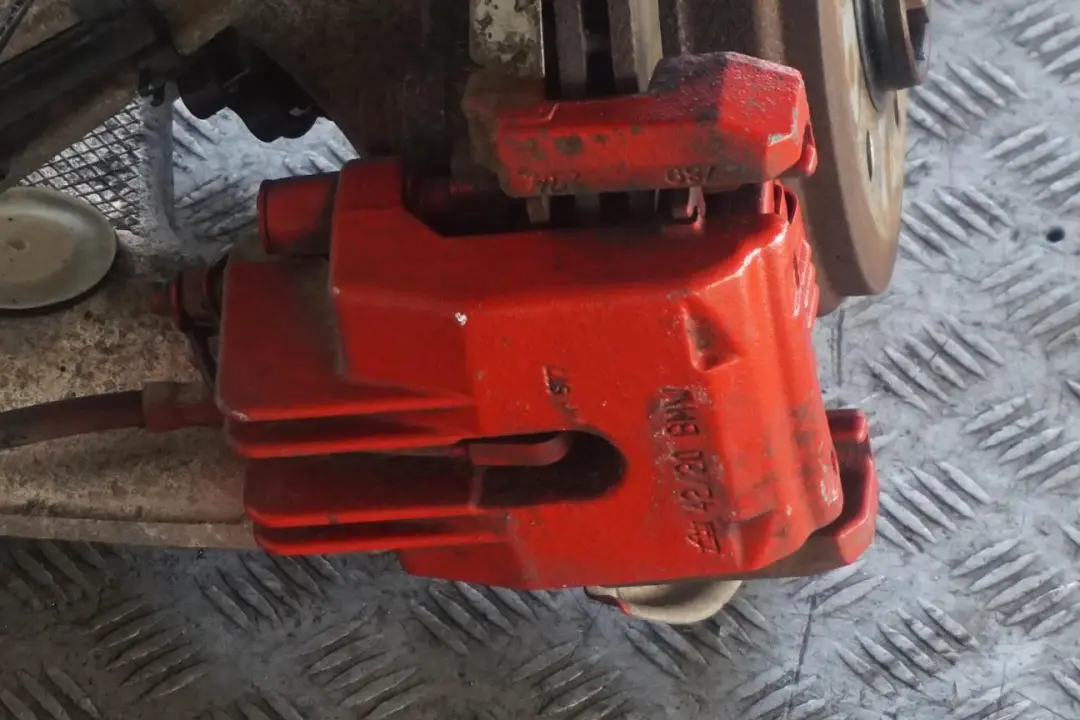 Reihe E60 530d M57N Federbein Radträger Hinten Rechts Schwenklager für BMW 5 mit Teilenummer 6770906 BMW 5 Reihe E60 530d M57N Federbein Radträger Hinten Rechts Schwenklager - SKU 6770906-7 - Teilenummer 6770906