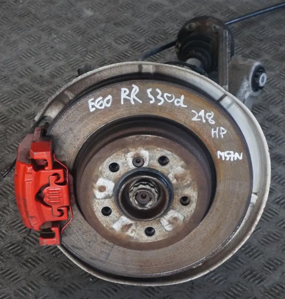 M57N Rear Right O/S Hub Leg Carrier Brake Disc Caliper to BMW 5 Series E60 530d with Part number 6770906 BMW 5 Series E60 530d M57N Rear Right O/S Hub Leg Carrier Brake Disc Caliper - SKU 6770906-7 - Part number 6770906